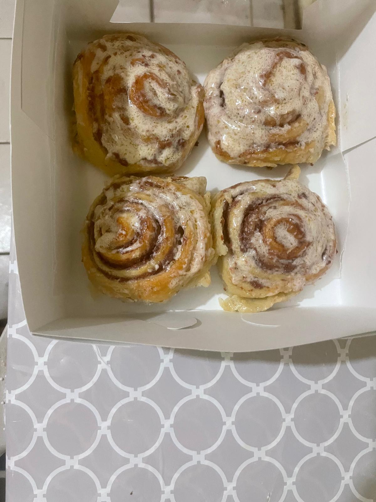 Guava Roll 4-Pack